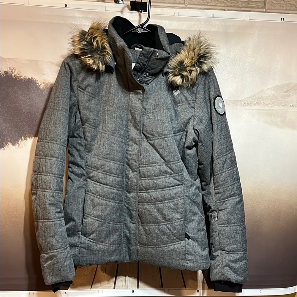 Women's Gray Quilted Obermeyer Tuscan Jacket with Faux Fur Hood